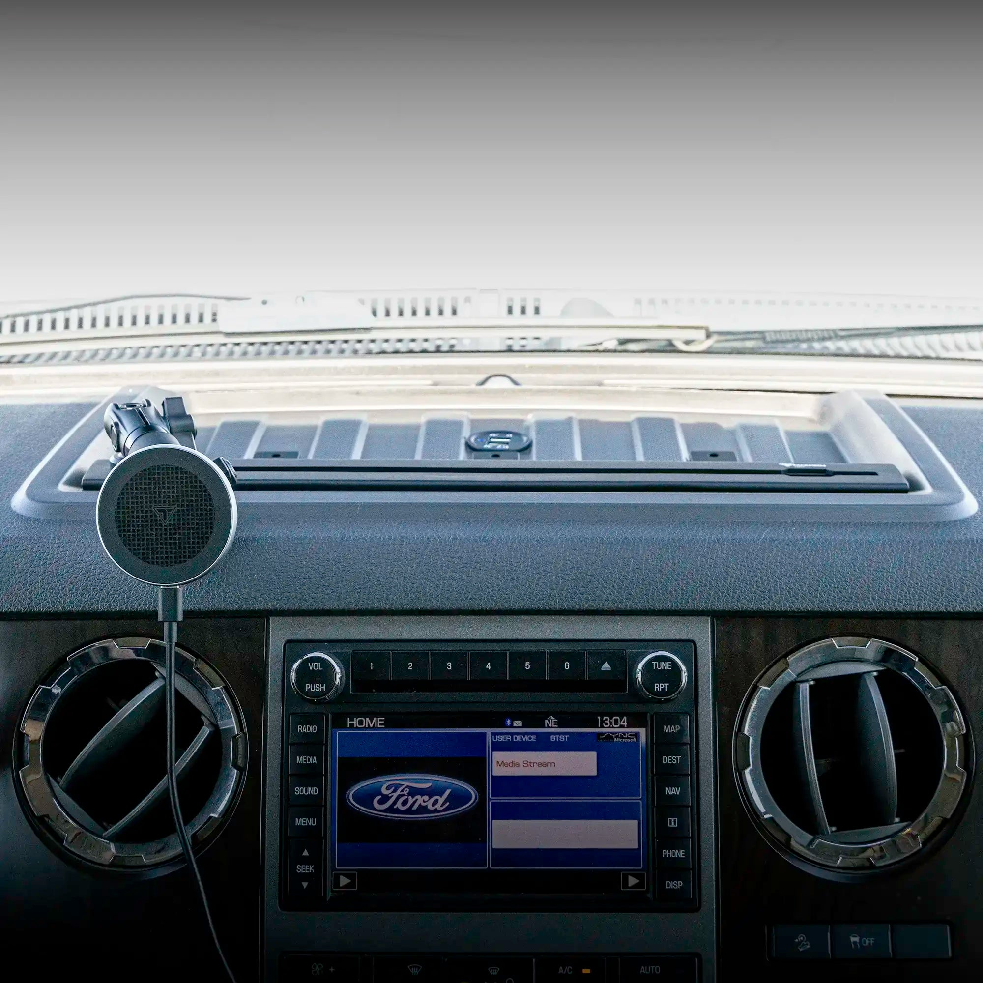 Ford Super Duty Dash Bracket Phone Mount for iPhone