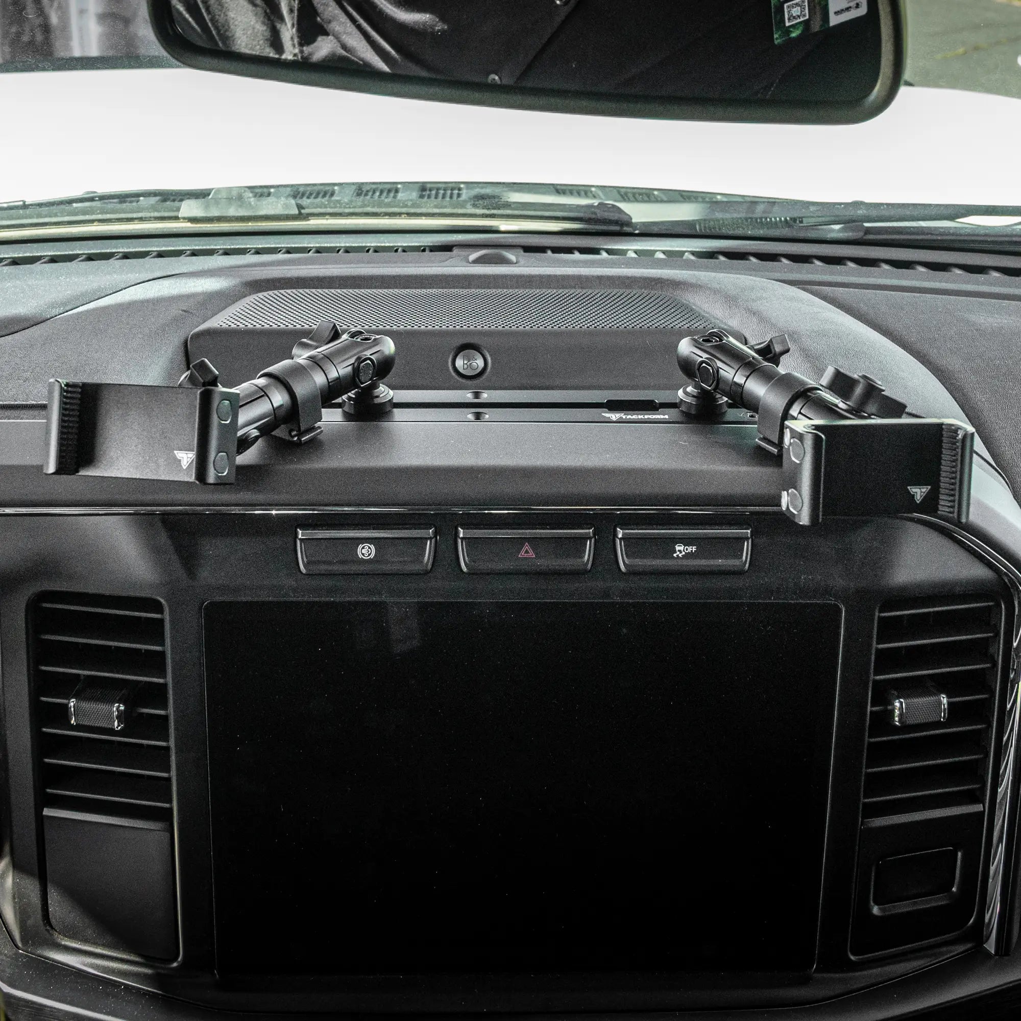 Ford Dash Kit with Dual Phone Holders
