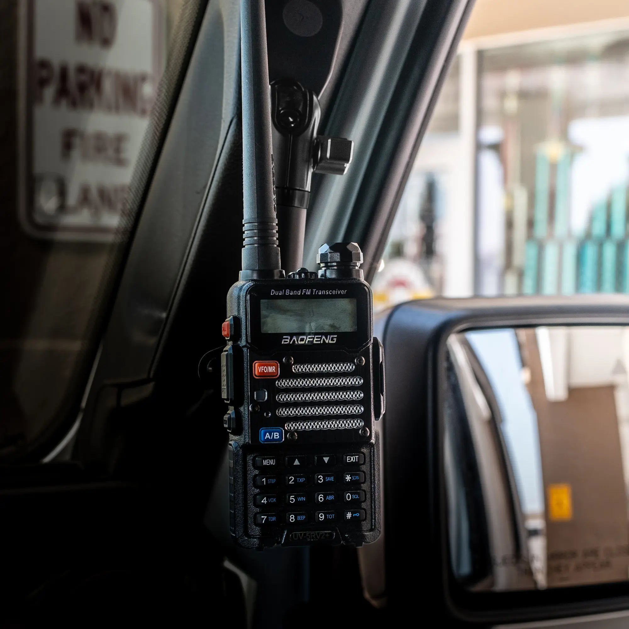 Jeep Grab Handle Mount With CB Radio Holder Radio Mount 2 in 1 Belt Clip Radio Walkie Talkie Holder Passenger Side 