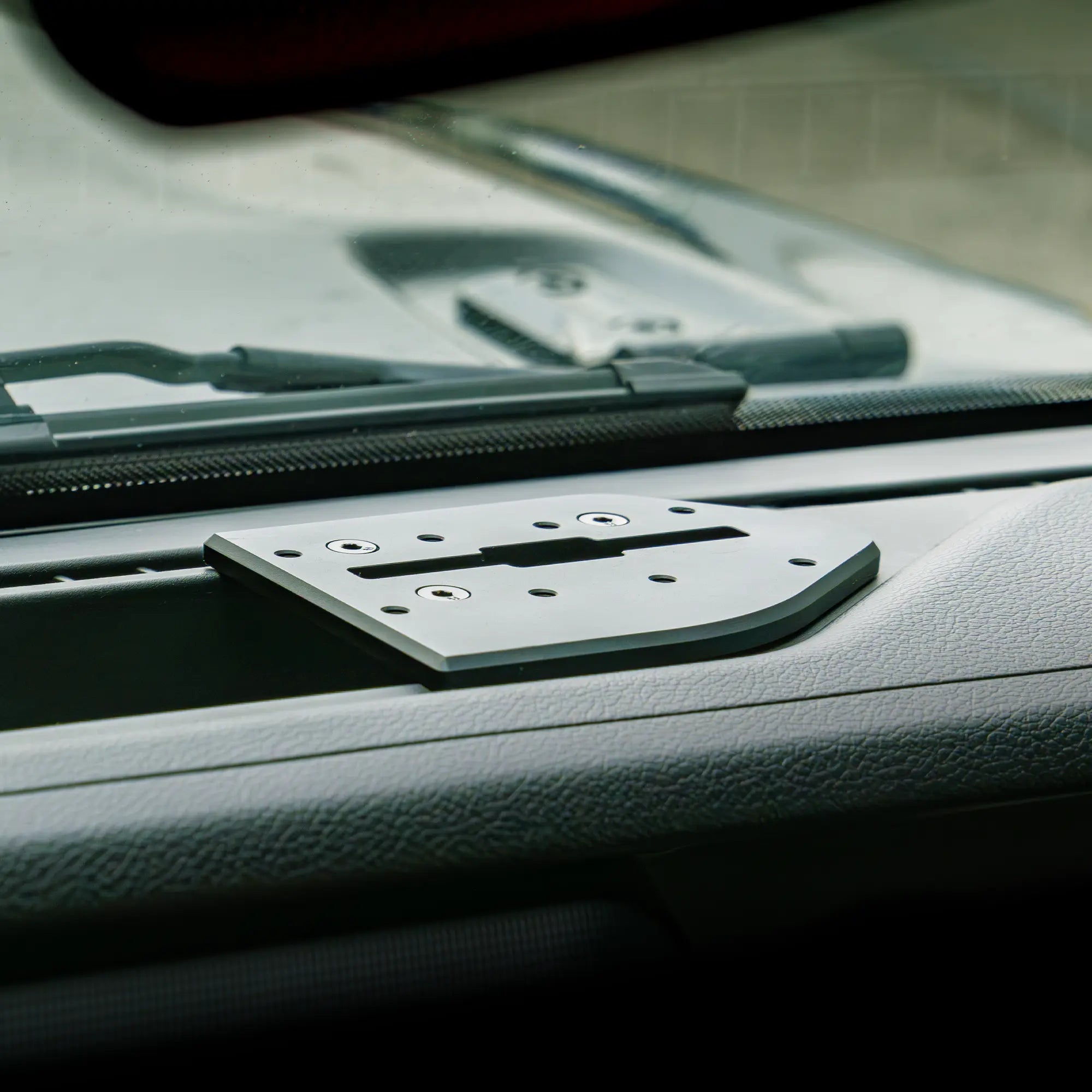 Jeep Passenger Side All metal Dash Bracket with Slim Track Quick Repositioning